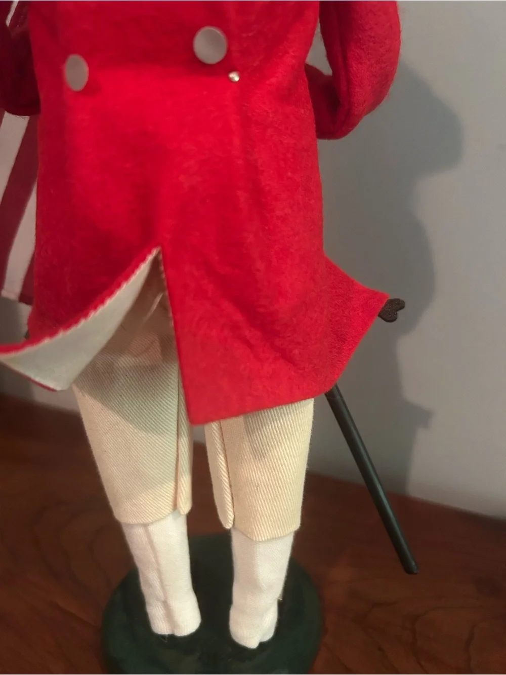 Byers Choice Williamsburg Caroler Revolutionary Flag Soldier